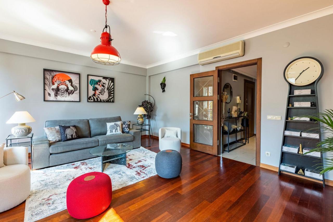 דירות איסטמבול Outstanding Flat With Calming View Nisantasi מראה חיצוני תמונה