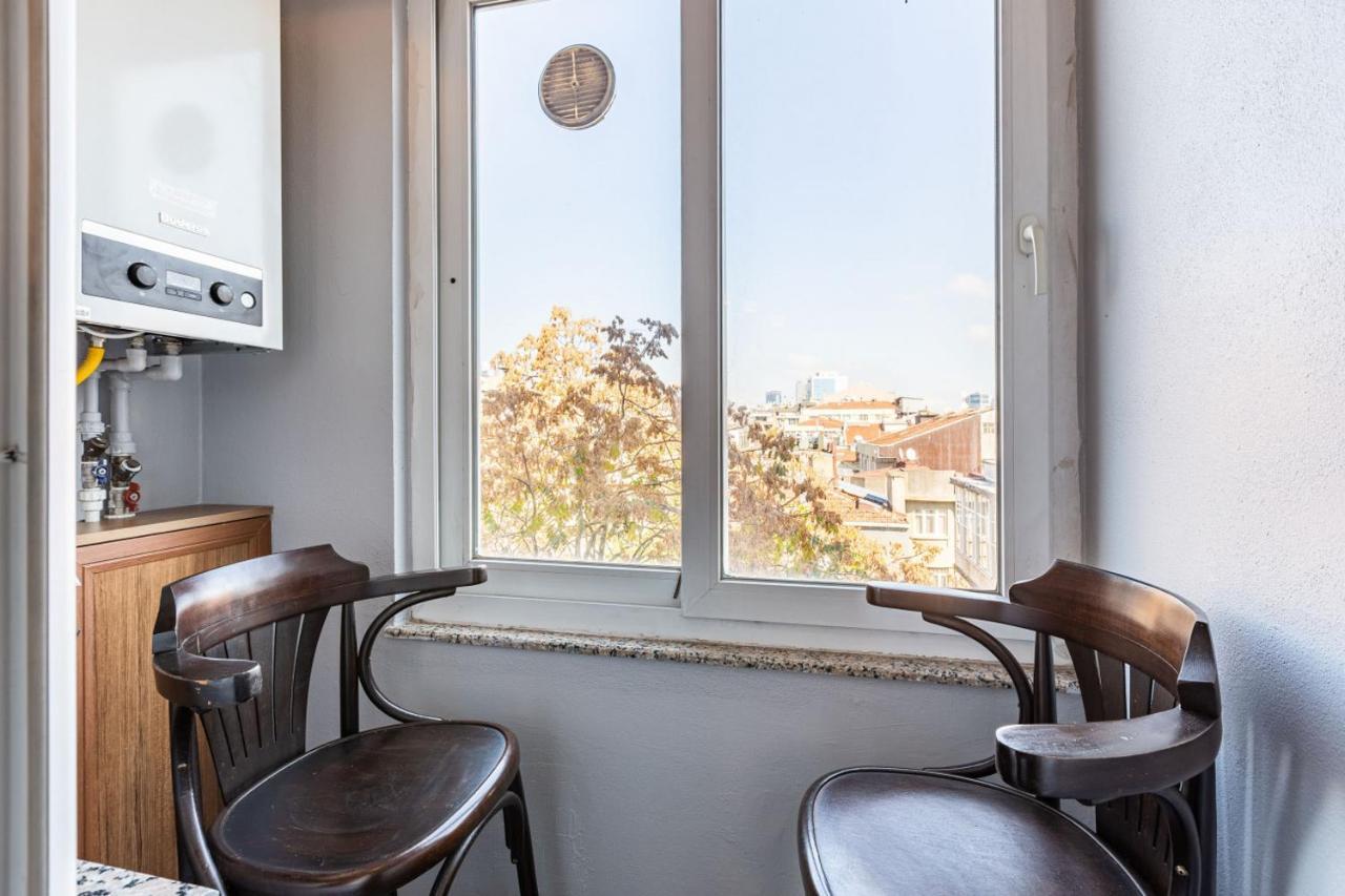 דירות איסטמבול Outstanding Flat With Calming View Nisantasi מראה חיצוני תמונה